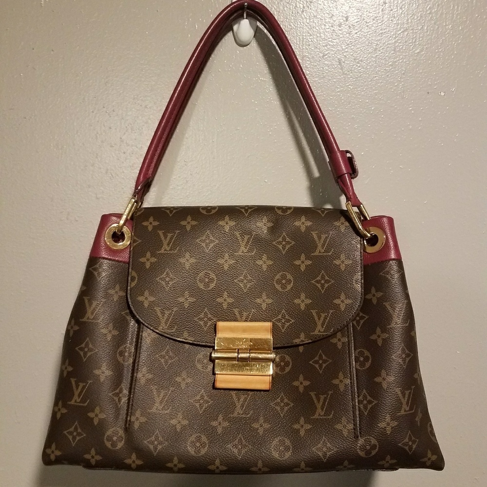 Olympus purse...used just don't use anymore